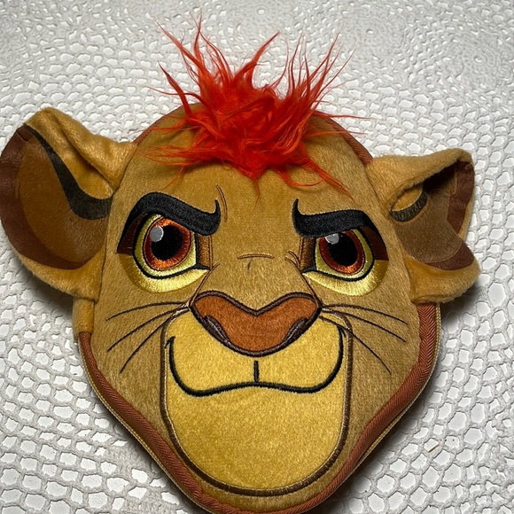 Disney Other - Disney Lion King case with accessories